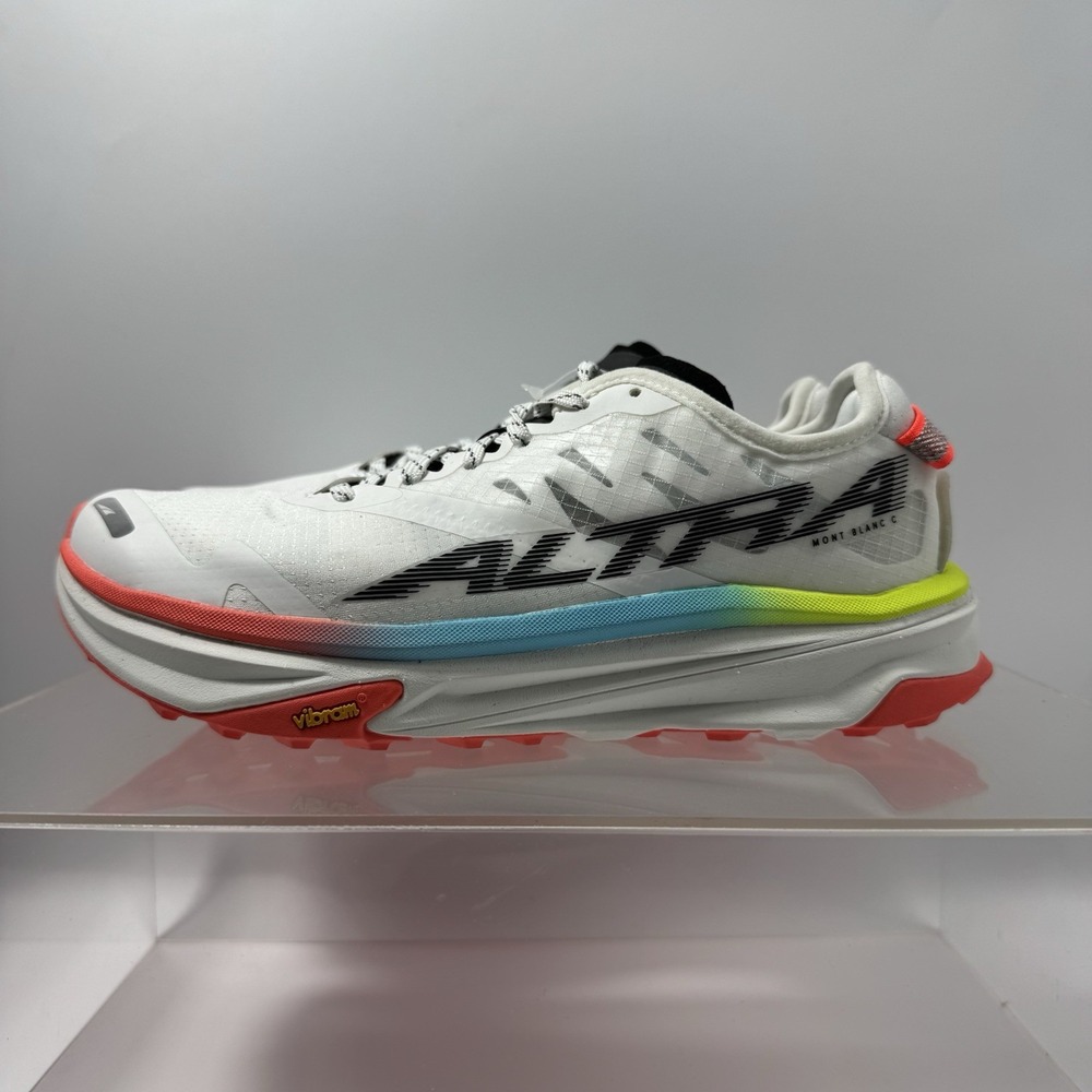 Brand New Altra Mont Blanc Carbon AL0A85PF86G Trail Women's Size 8.5 Sample
